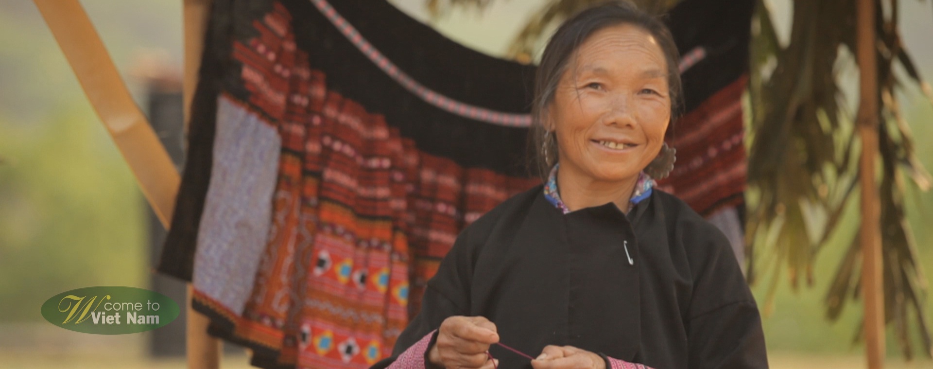 Nụ cười hồn hậu của người dân miền sơn cước.