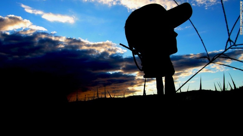 Chúng thường xuất hiện vào khoảng giữa tới cuối tháng 8, bảo vệ mùa màng trước thời điểm thu hoạch.