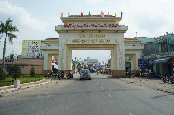 Di dau, an gi o Hau Giang trong mot ngay? hinh anh