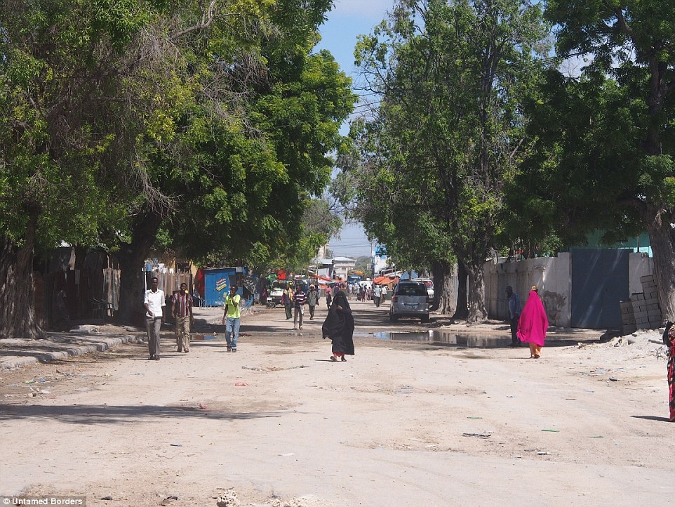 Untamed Borders cho biết Mogadishu đang bắt đầu bình ổn sau hàng thập kỷ chiến tranh. Công ty này đã tổ chức 6 chuyến đi trong năm nay. 