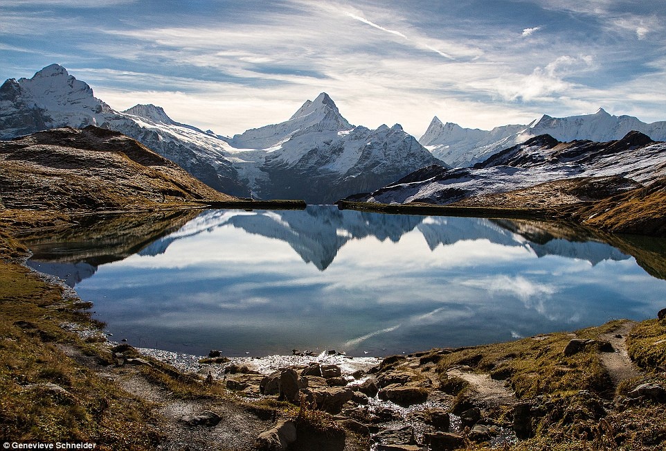 Genevieve Schneider bắt được khoảnh khắc tuyệt đẹp ở hồ Bachalpsee, một điểm leo núi nổi tiếng ở Thụy Sĩ.