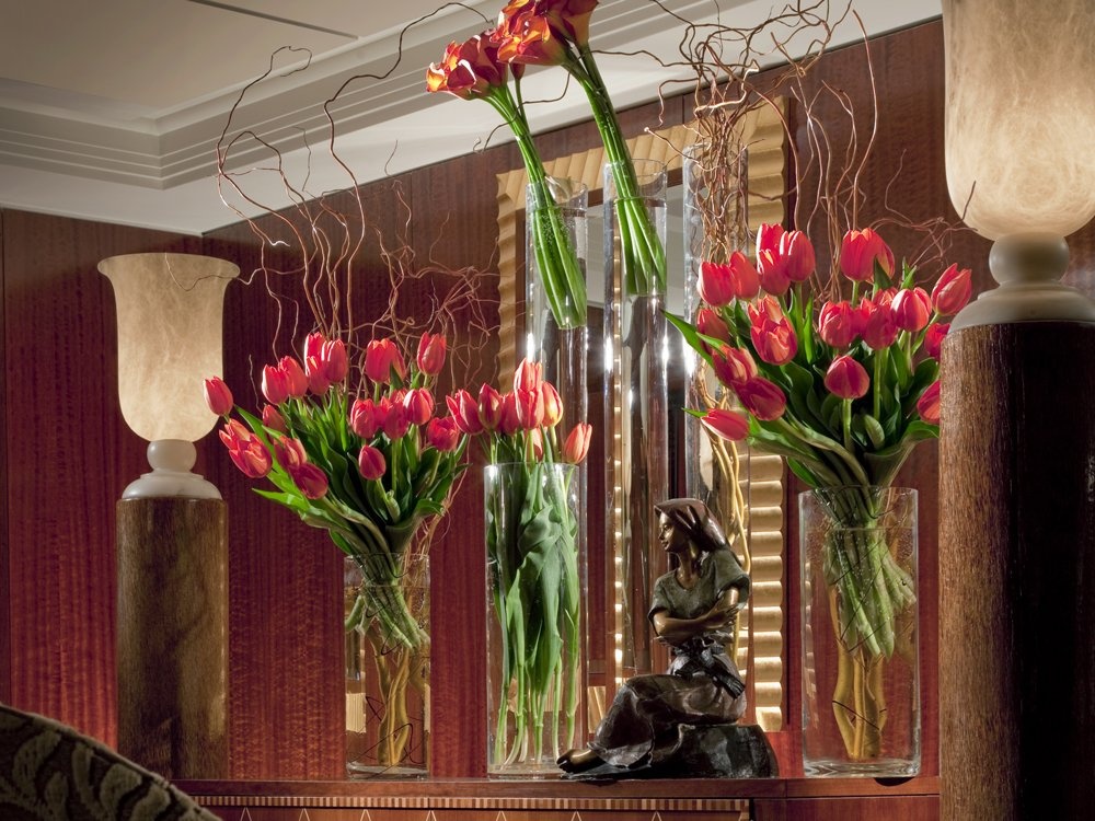 Các phòng luôn có hoa tươi, tạo cảm giác lãng mạn, dễ chịu.