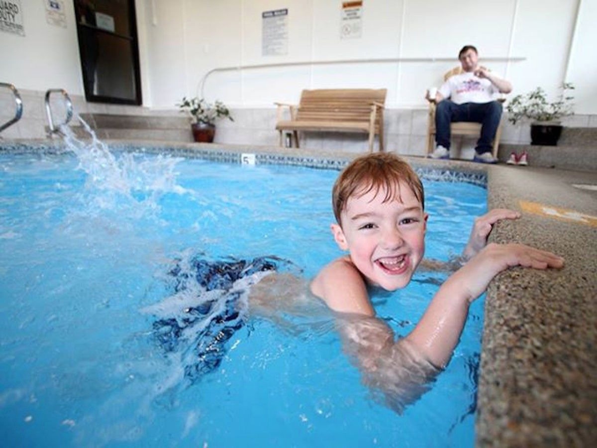 Ảnh: Bạn sẽ được thỏa thích bơi lội ở bể bơi của khách sạn Seaside, Oregon, Mỹ.