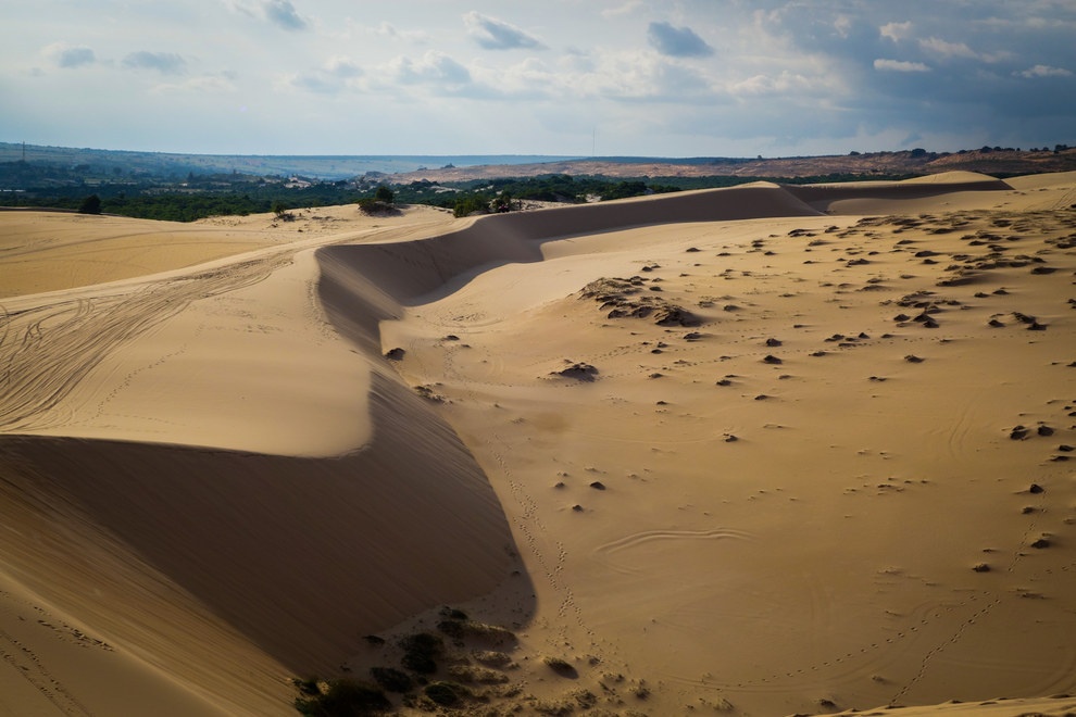 Những cồn cát hoang vu ở Mũi Né.