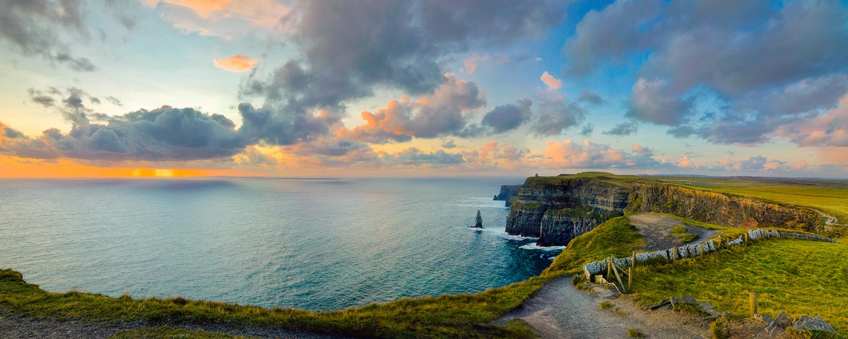 10. Ireland: Nhờ chỉ số an toàn và an ninh cao, Ireland đã tăng 2 hạng và vào top 10 quốc gia thịnh vượng nhất thế giới. Ảnh: Schadenkind.