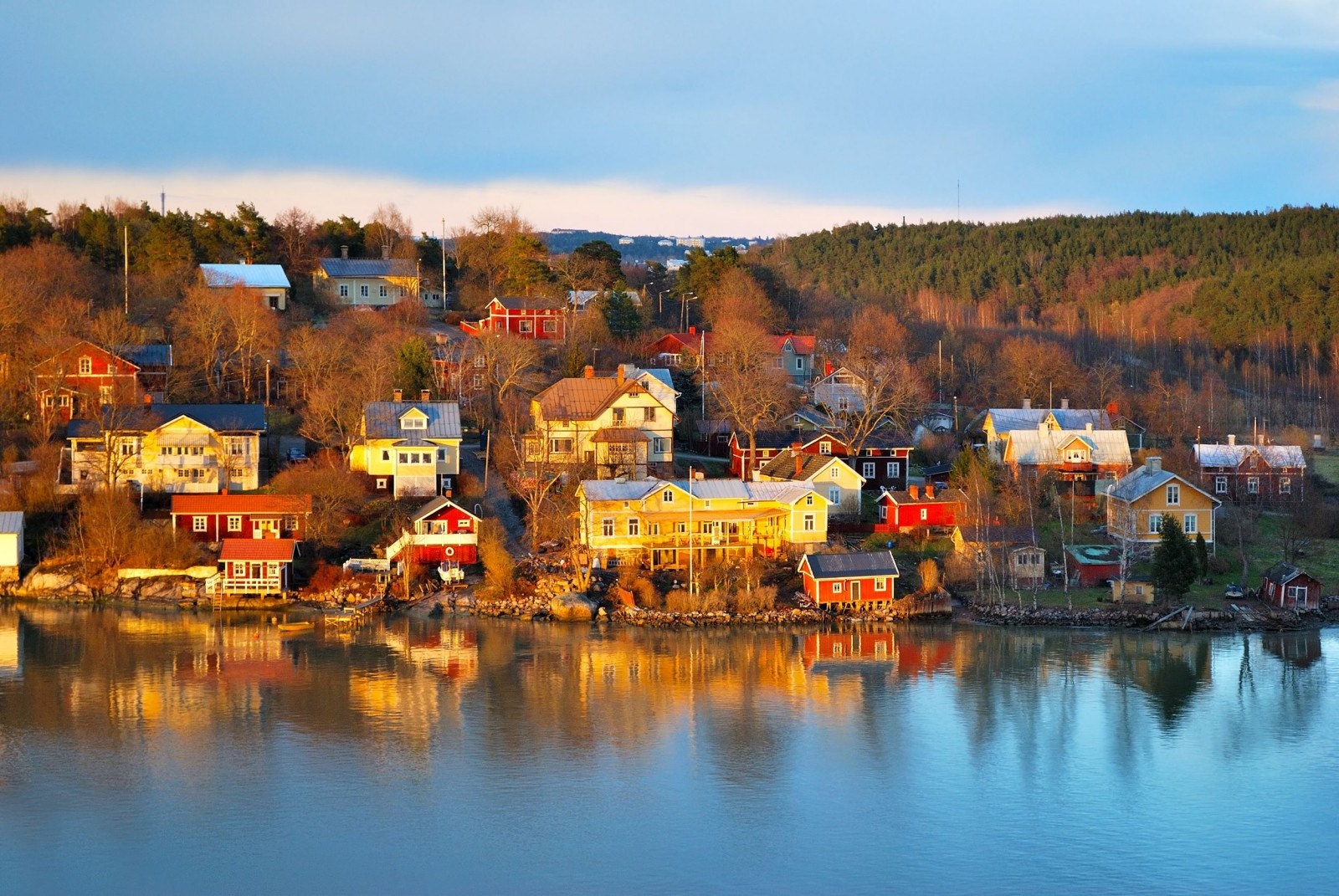 9. Phần Lan: Quốc gia này có chính phủ tốt thứ 5 thế giới, nhưng kinh tế chỉ đứng thứ 33 nên đã tụt một hạng so với năm 2014. Ảnh: Dailyburps.