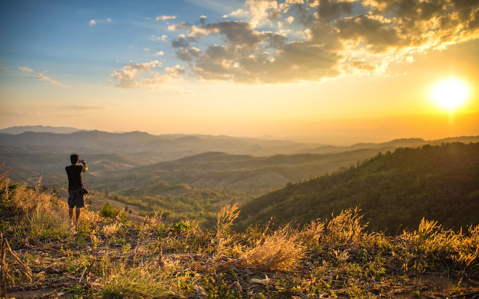 Tour du lich keo dai suot 365 ngay hinh anh