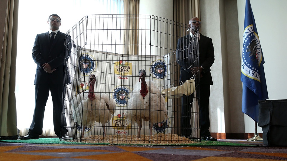 Vi sao ga tay la mon truyen thong cua le Ta On? hinh anh