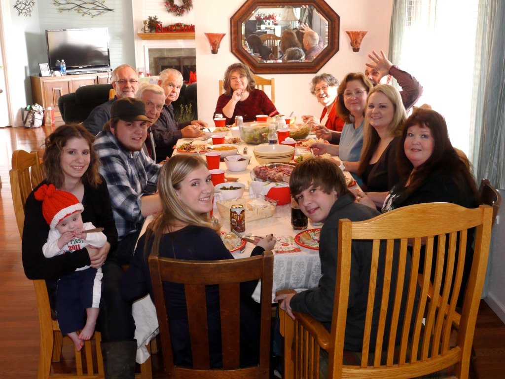 Đến muộn ở Argentina: Nếu bạn đến đúng giờ khi tham dự một sự kiện xã hội ở Argentina, nhất là tiệc tại gia, bạn sẽ thấy mình là người tới đầu tiên. Việc đến muộn khoảng nửa tiếng so với thời gian mời được coi là lịch sự, để chủ nhà có thời gian chuẩn bị. Ảnh: Rafaelhiatt/Blogspot.