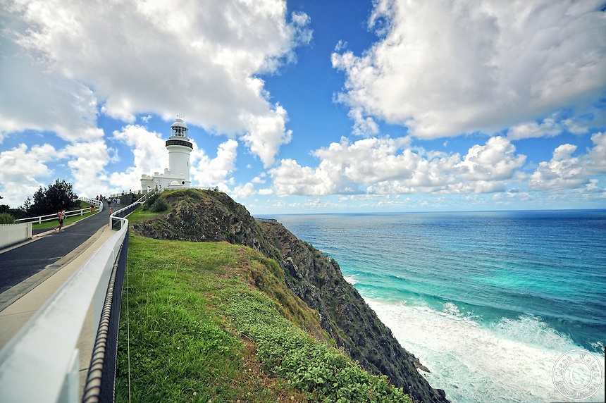 Bạn nên dành thời gian tới Tasmania, tham quan bảo tàng nghệ thuật và vịnh Byron. Ảnh: Glennwaters/Photoshelter.