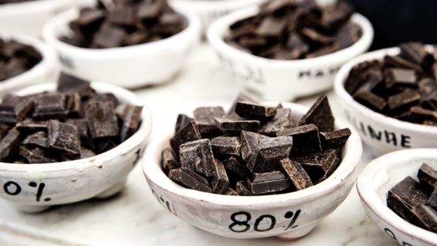 Chocolate nơi đây có vị đắng đặc trưng của cacao.