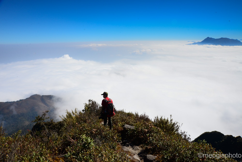 Trên đường trekking cứ mỗi điểm dừng chân là một khung cảnh tuyệt đẹp khác nhau mang đến những cảm xúc nghẹt thở