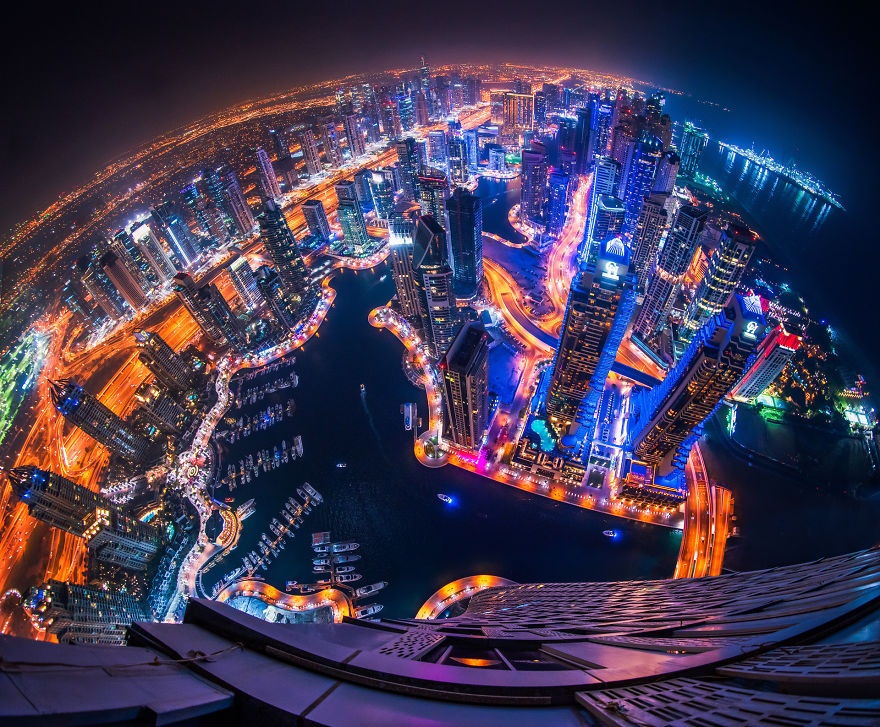 Dubai ve dem nhu thanh pho trong phim vien tuong hinh anh
