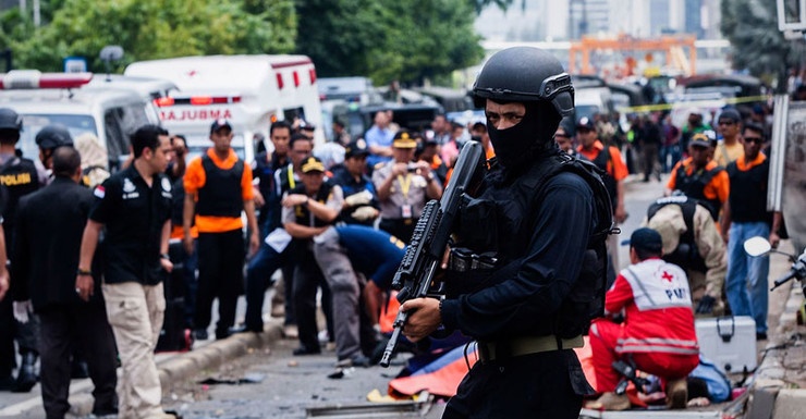 Viet Nam an toan khi nguy co khung bo tang cao hinh anh