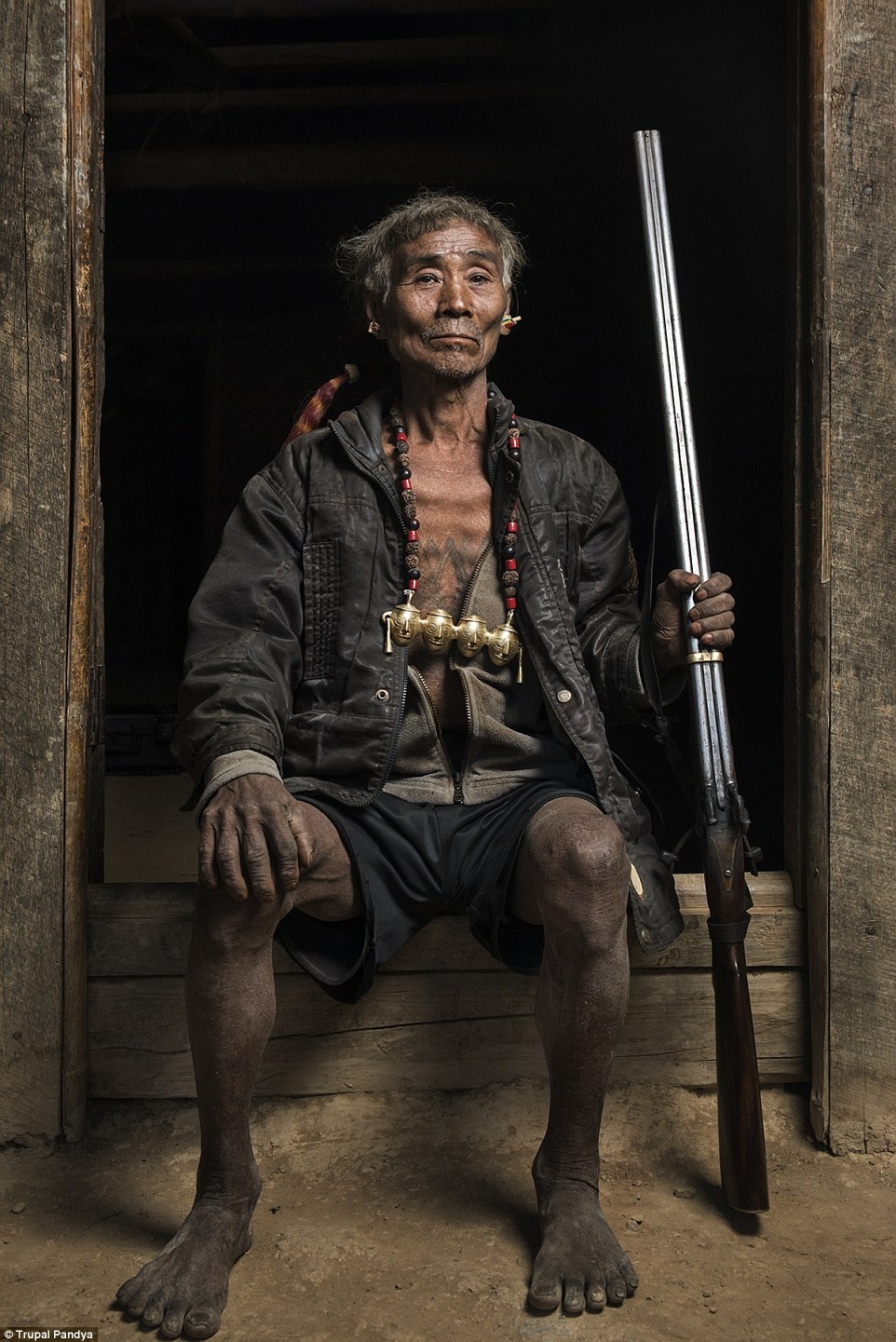 Bộ tộc săn đầu người ảnh 1 Bo toc san dau nguoi anh 1