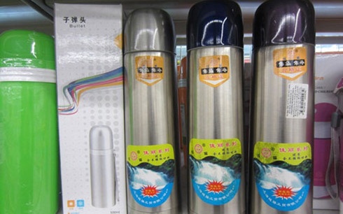 Viet Nam kiem nghiem binh dung nuoc nong xuat xu Trung Quoc hinh anh