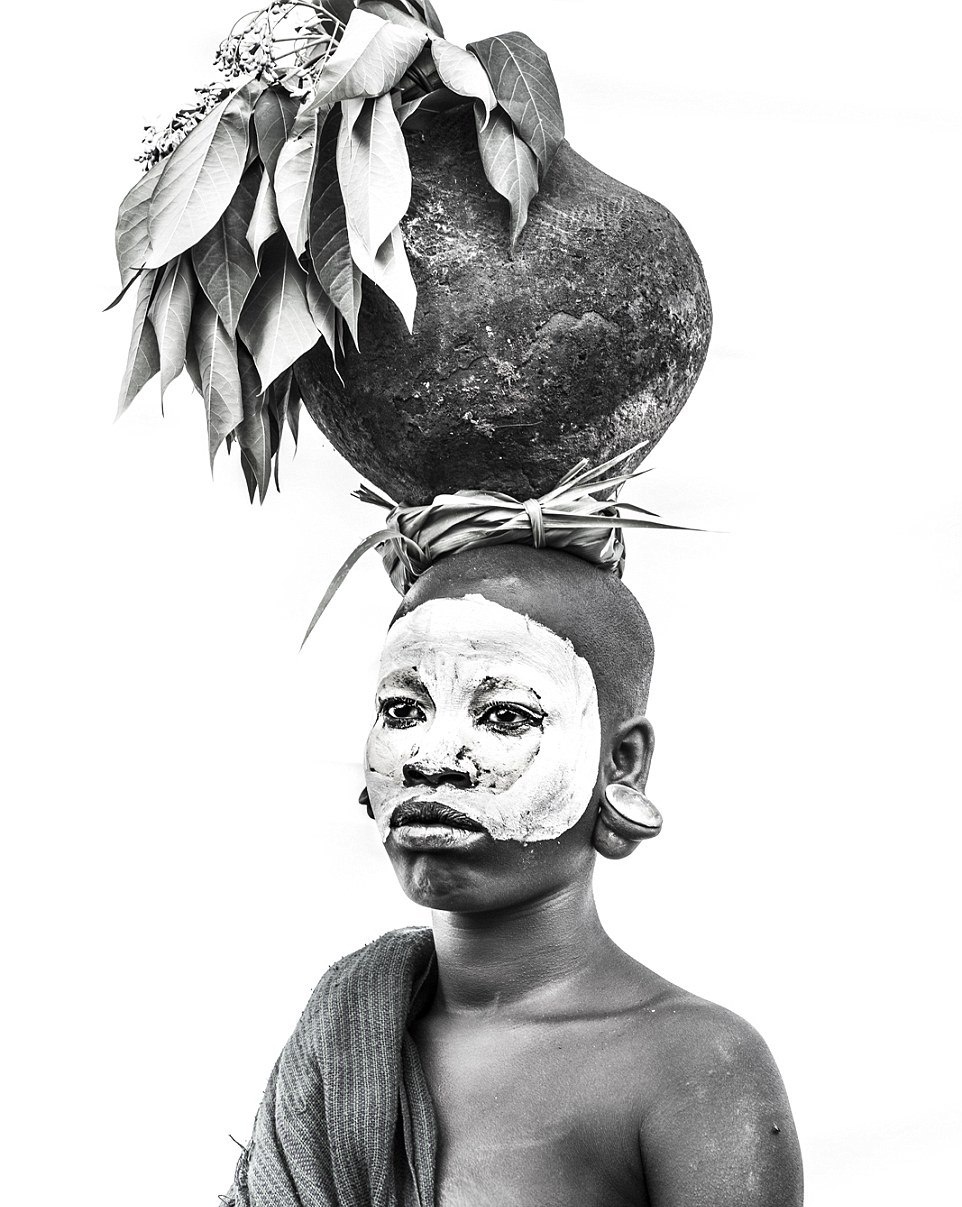 Bộ tộc lồng đĩa trong môi ảnh 9 Bo toc long dia trong moi anh 9