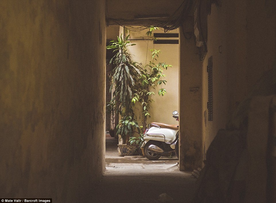 Pho co Ha Noi tren bao Anh anh 19