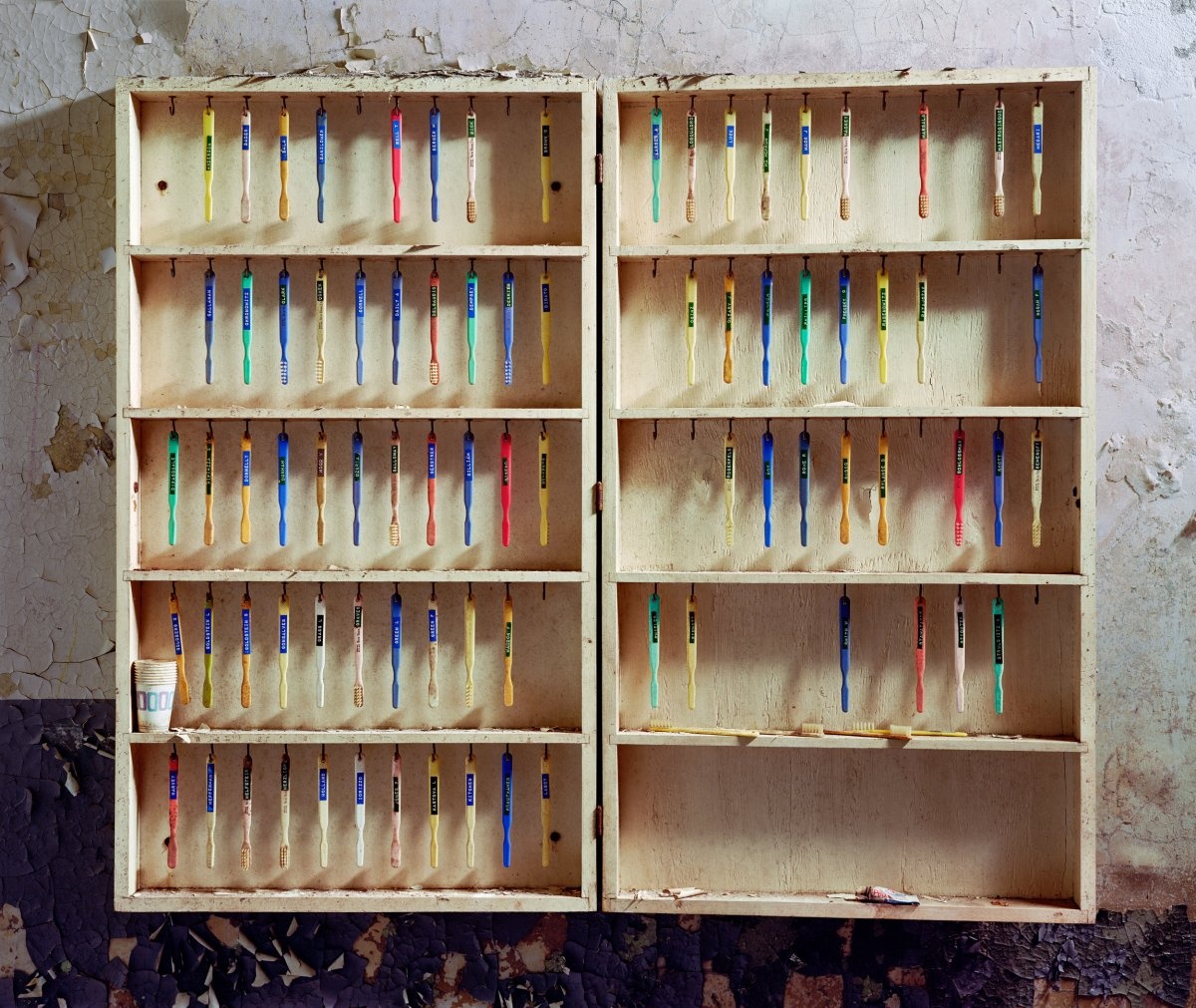 Bệnh viện bị bỏ hoang ảnh 6 Benh vien bi bo hoang anh 6