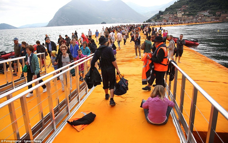 Cau cang noi ho Iseo anh 4