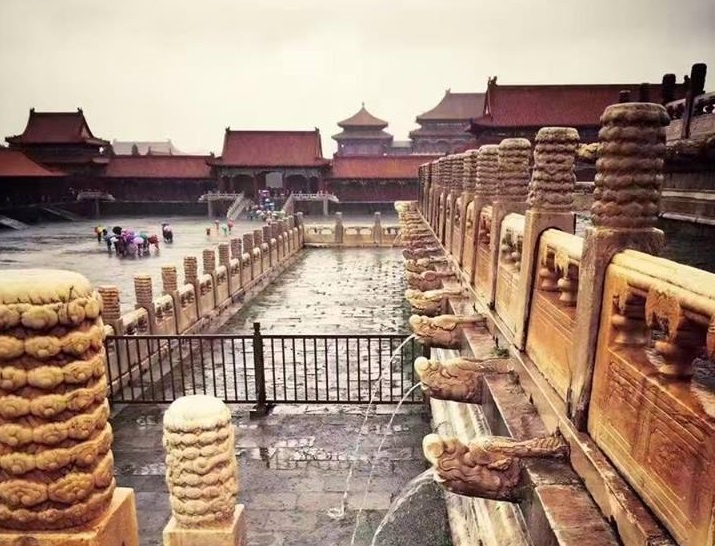 Tu Cam Thanh hoan toan kho rao khi Bac Kinh ngap lut hinh anh