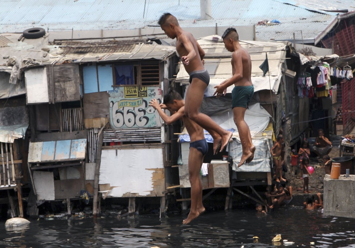 Manila dong duc nhat the gioi anh 11
