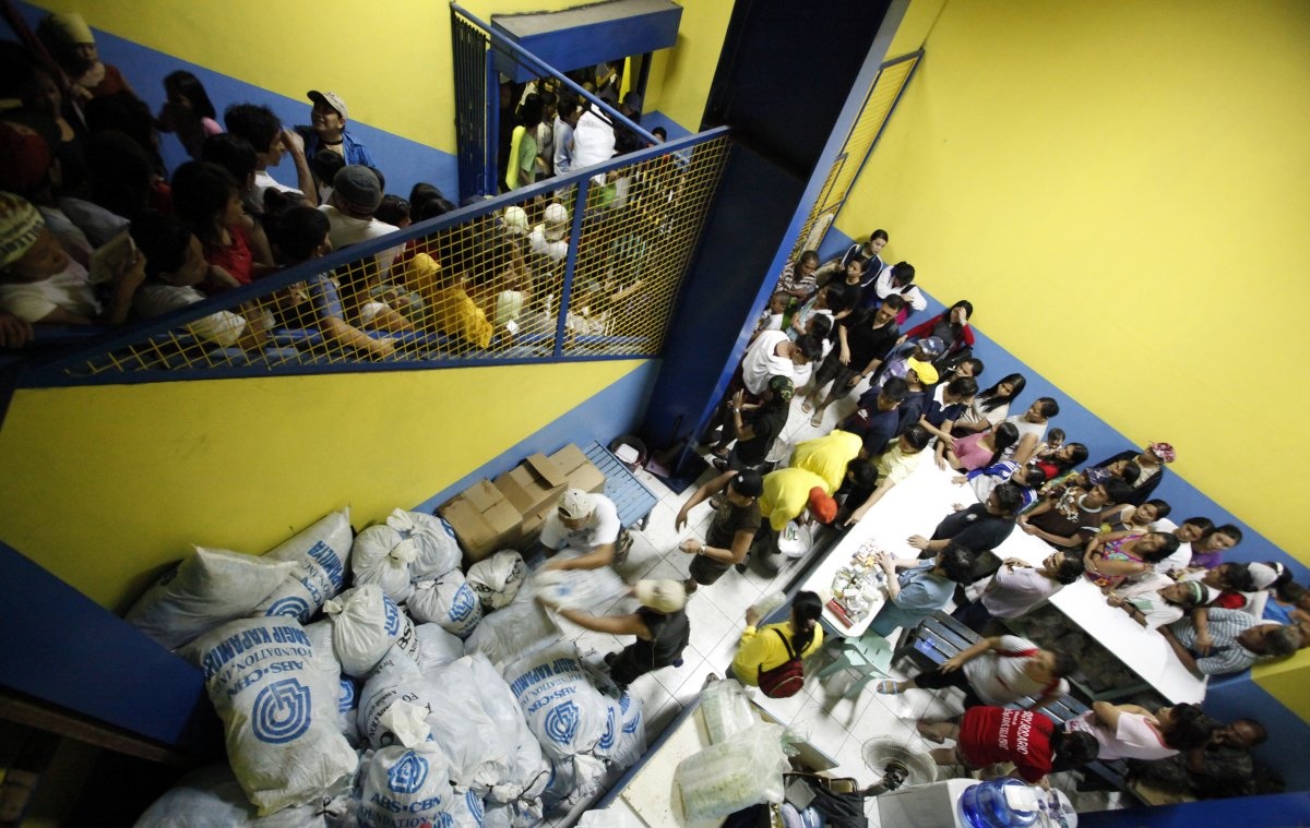 Manila dong duc nhat the gioi anh 4