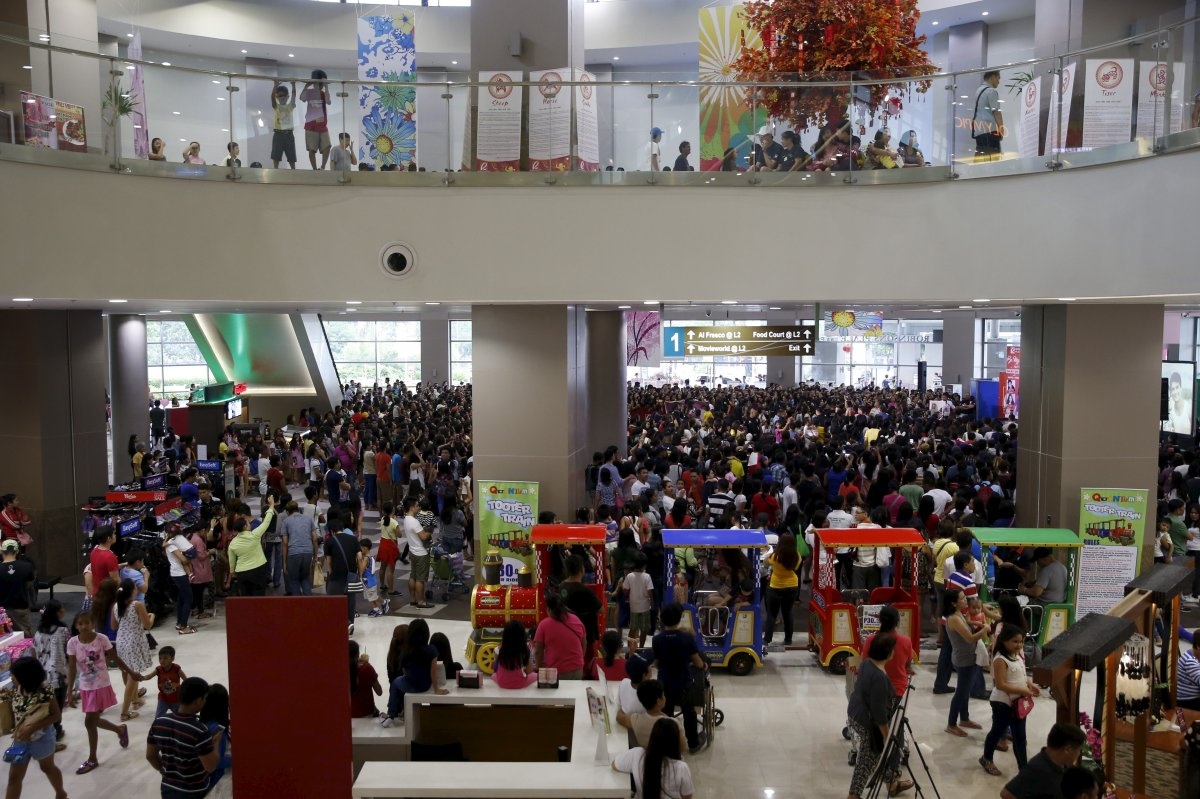 Manila dong duc nhat the gioi anh 8