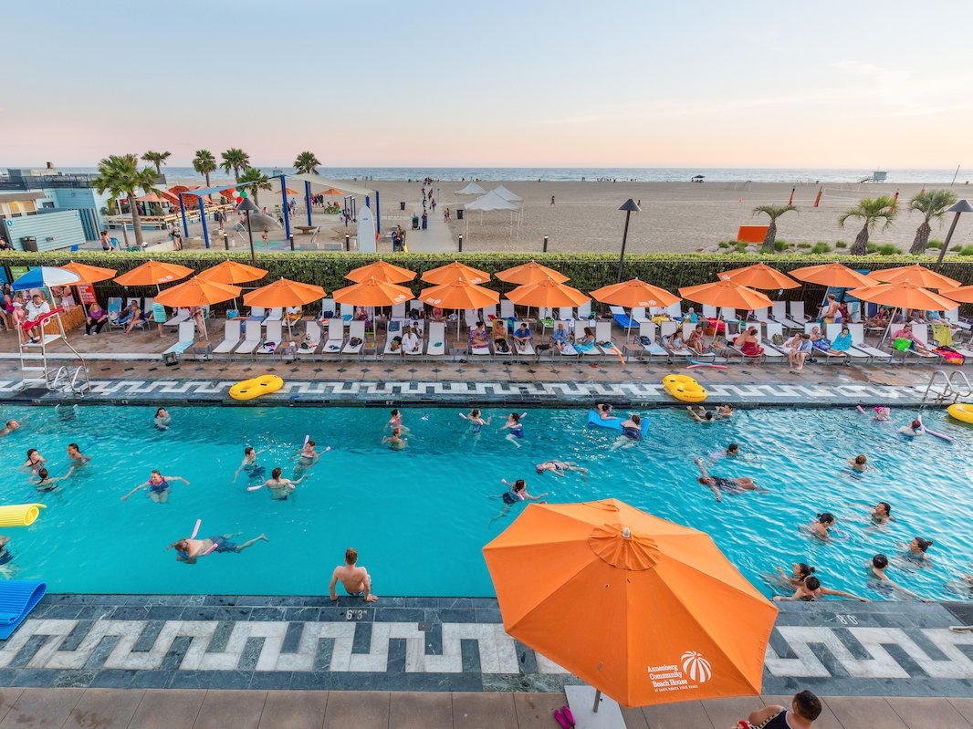 Be boi thanh pho tuyet nhat the gioi anh 3