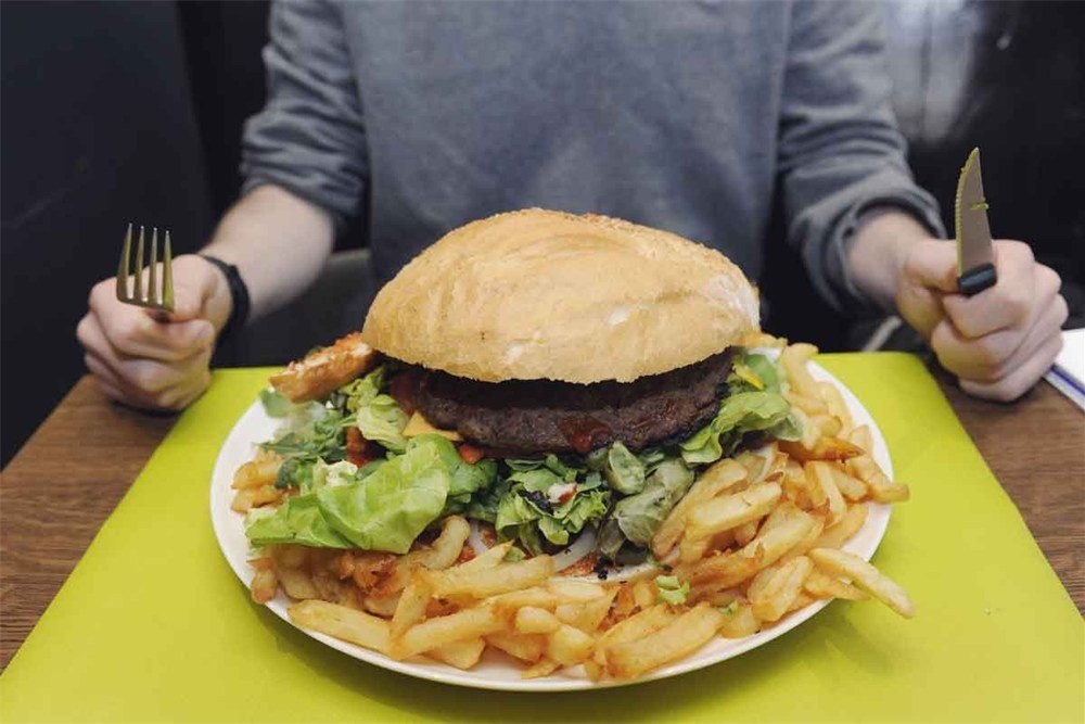 Song theo kieu Tay, nguoi Viet chet vi an qua nhieu gia tang hinh anh