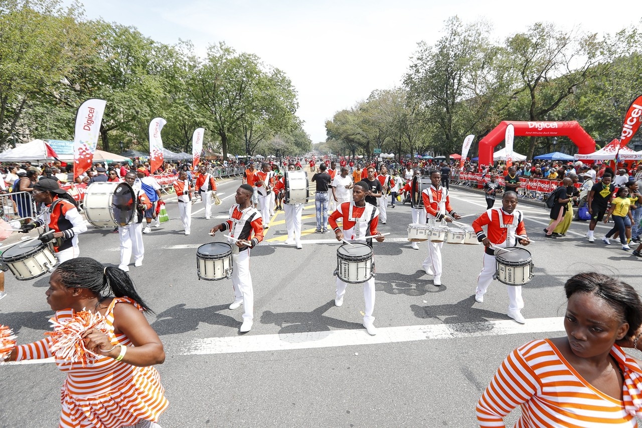 Le hoi duong pho mung Ngay Lao dong o My anh 10