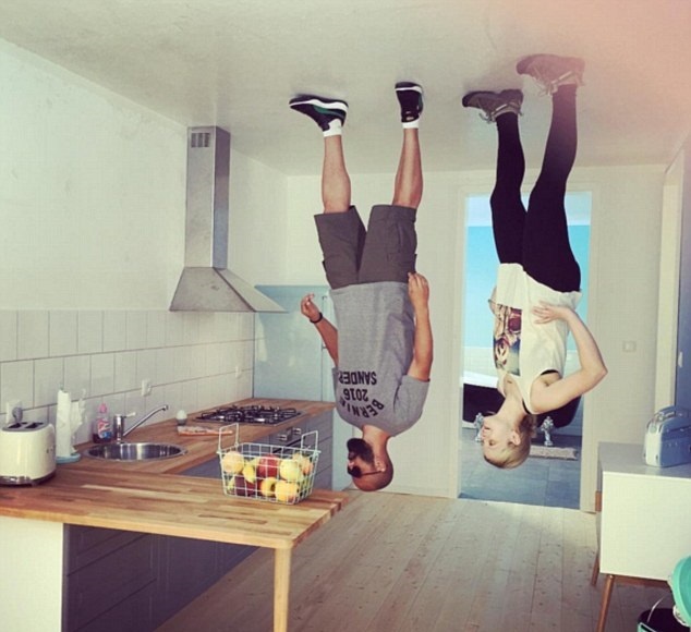 Ca phe lon nguoc doc dao o Duc hinh anh