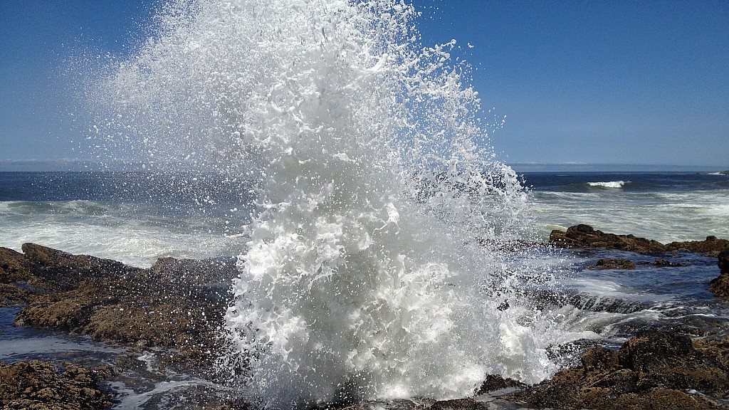 Gieng than Thor ky la hut nuoc giua thuy trieu anh 6