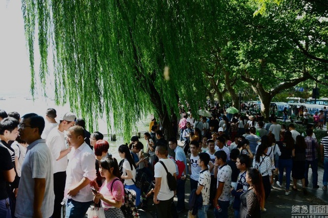 Tắc đường,  chen chúc trong ‘Tuần lễ vàng’ ở Trung Quốc ảnh 11 Tac duong,  chen chuc trong ‘Tuan le vang’ o Trung Quoc anh 11