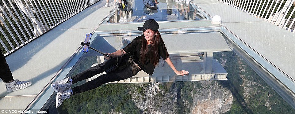 Cau kinh tang hinh o Trung Quoc anh 8