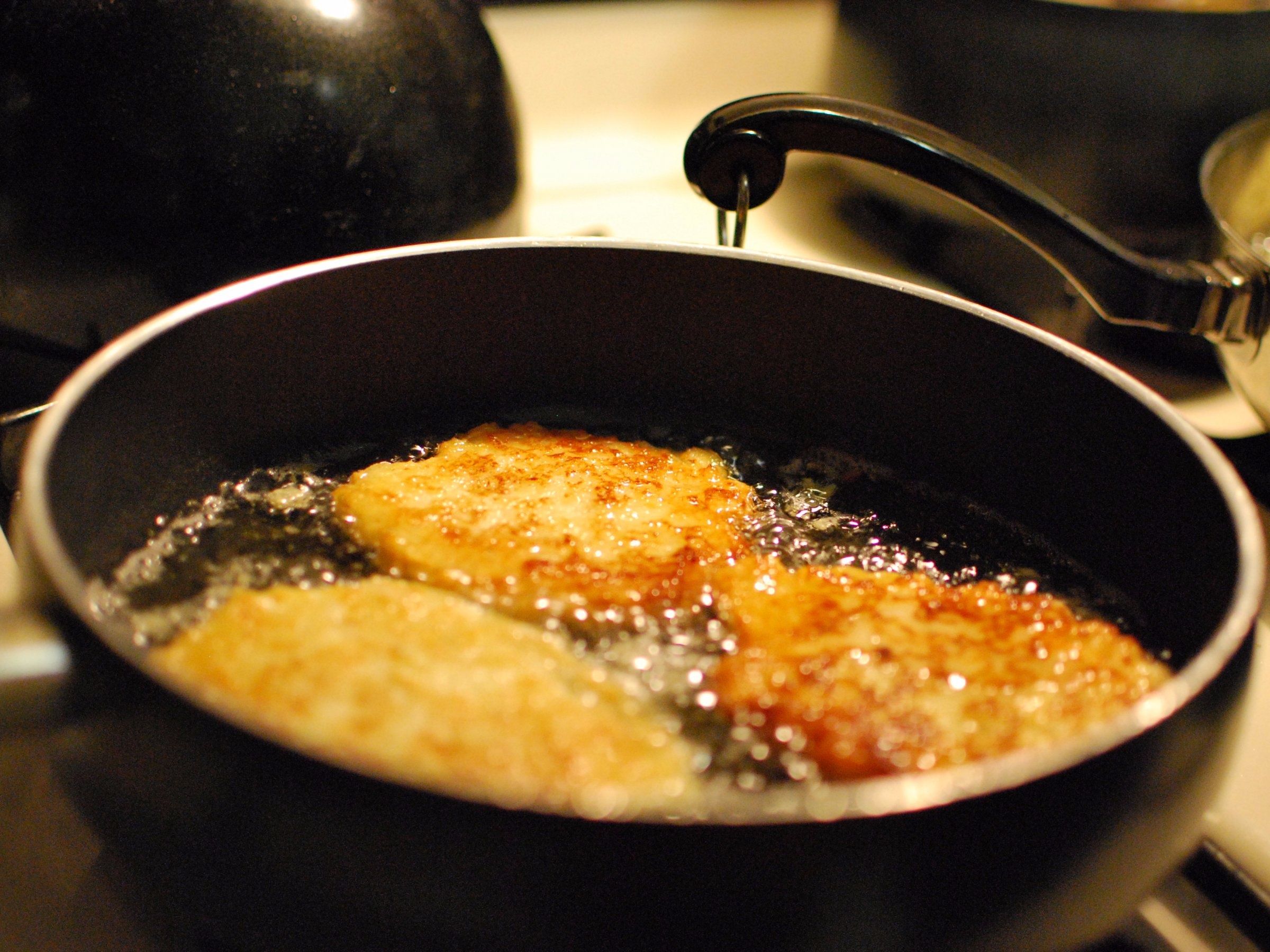 Cach khu mui do ran am trong bep hinh anh