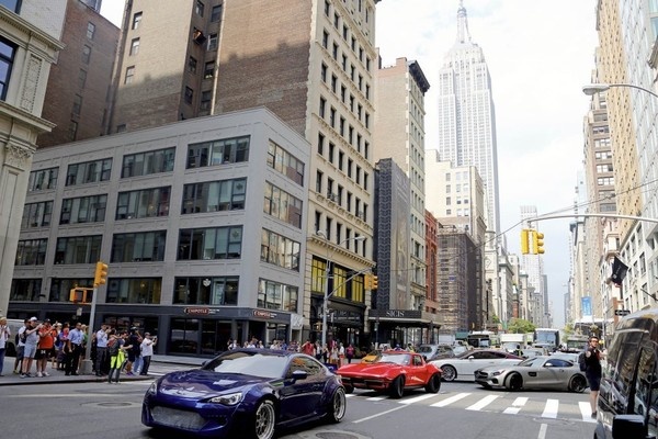 Bom tan Fast & Furious 8 quay o dau anh 1