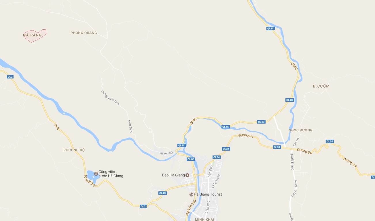 Khach Tay o lang ngheo heo lanh cua Viet Nam anh 15