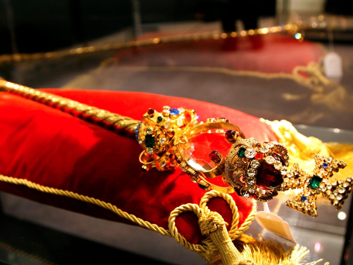 Nhung bau vat cua Hoang gia Anh anh 14