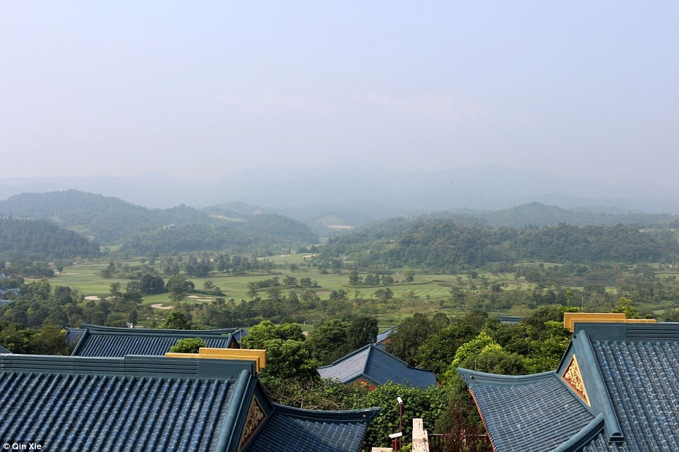 Khach san Trung Quoc rong hon ca nuoc Monaco anh 2