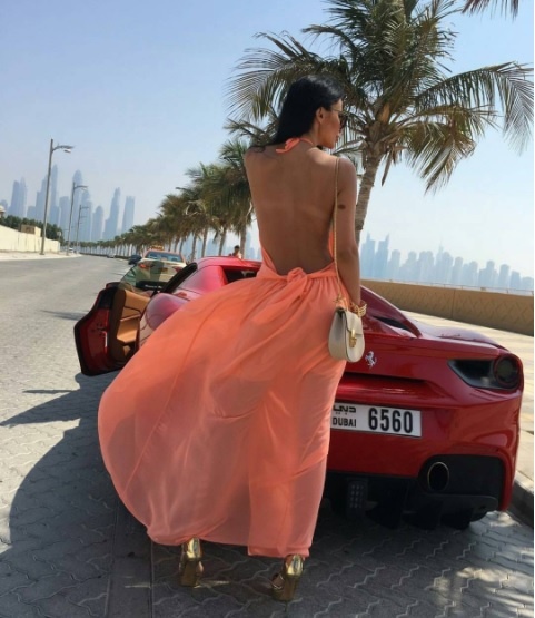 Cuộc sống của hội con nhà giàu Dubai ảnh 4 Cuoc song cua hoi con nha giau Dubai anh 4