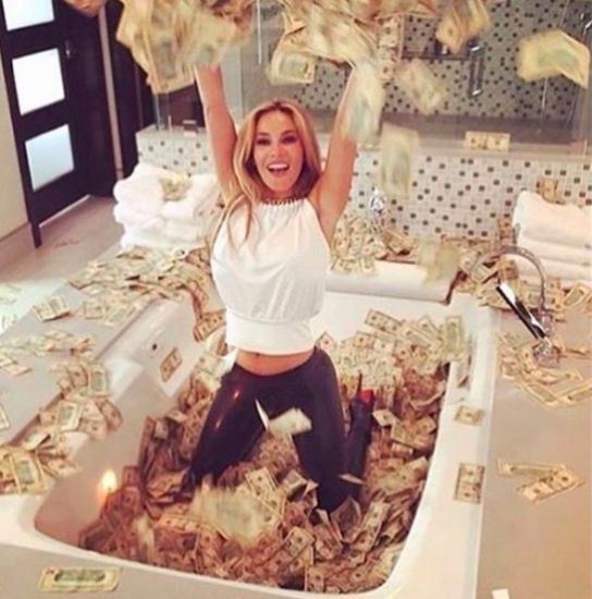 Hội con nhà giàu thế giới đi du lịch như thế nào ảnh 18 Hoi con nha giau the gioi di du lich nhu the nao anh 18