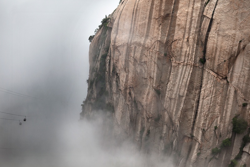 Noi ba lan dien ra Hoa Son luan kiem co dang den ngao du anh 8