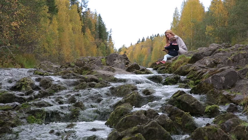 Noi ba lan dien ra Hoa Son luan kiem co dang den ngao du anh 6