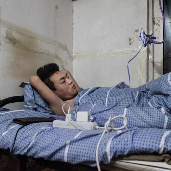 Nguoi dan duoi ham tranh bom nguyen tu anh 10