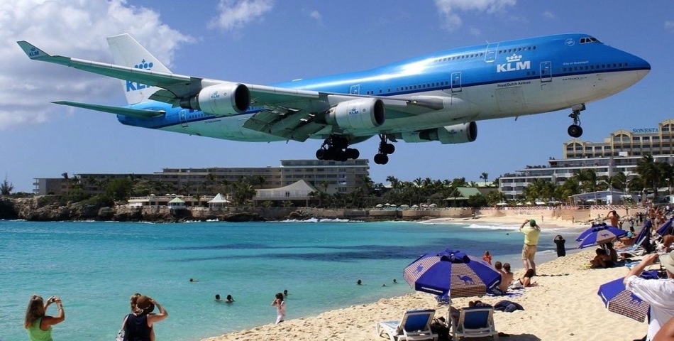 Ly do khien may bay khong co he thong dieu khien tu mat dat hinh anh