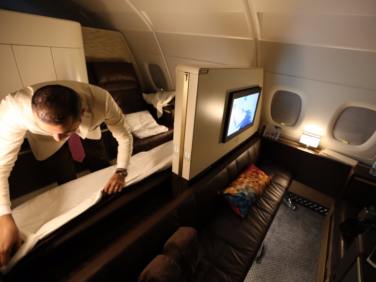 Hang hang khong dung gio va phuc vu tot nhat anh 2