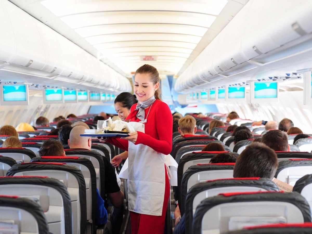 Hang hang khong dung gio va phuc vu tot nhat anh 4