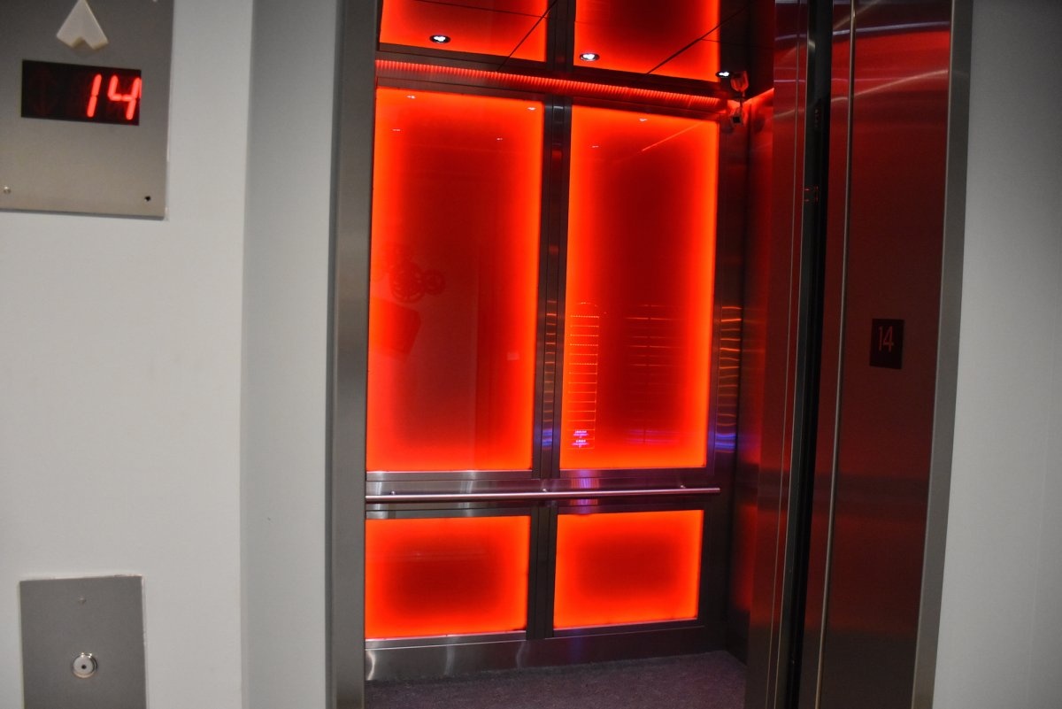 Ben trong khu tru an de phong tan the cho gioi nha giau anh 17