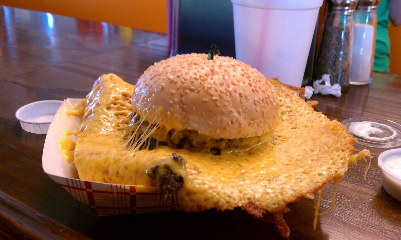 4 thu thach an uong khung khiep chua ai qua noi anh 1